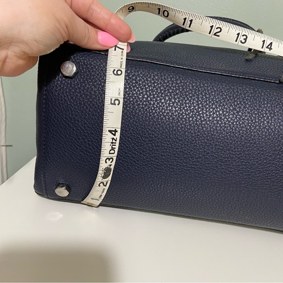 ❌SOLD❌Rebecca Minkoff Regan Satchel - Picture 15 of 16